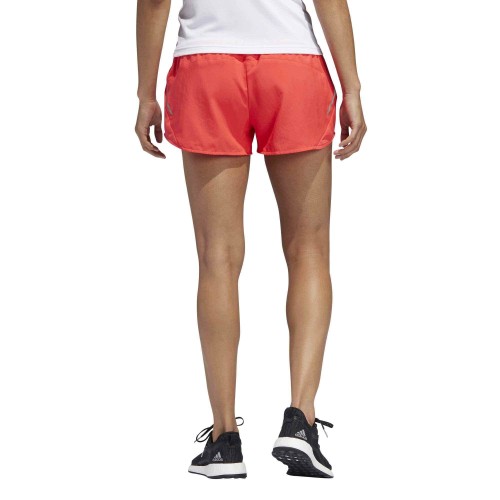 DQ2594_APP_on-model_back_white.jpg