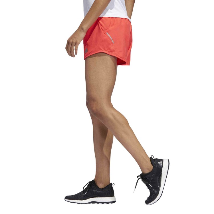 DQ2594_APP_on-model_side_white.jpg