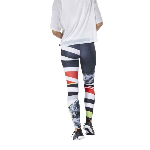 DU4828_APP_on-model_back_white.jpg