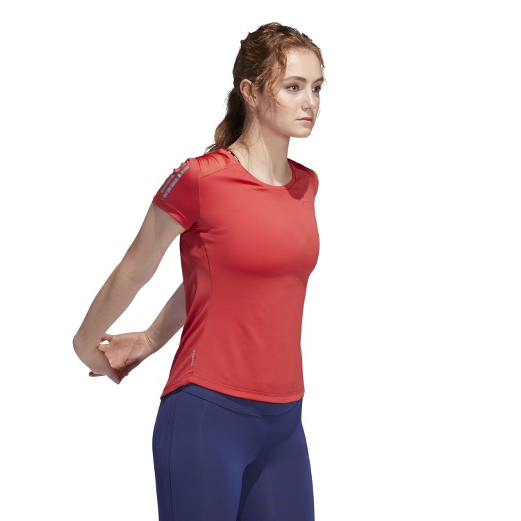 FL7813_APP_on-model_walking_white.jpg