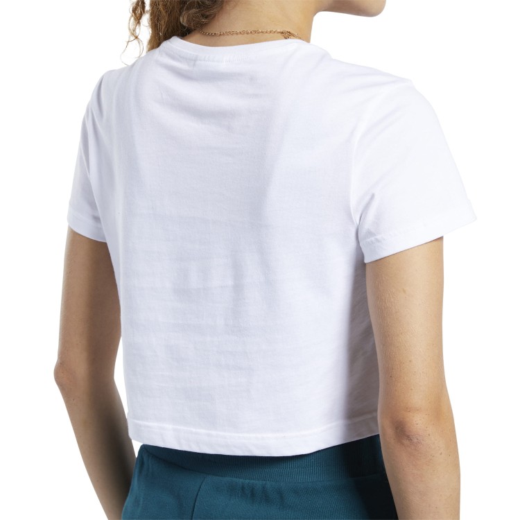 FK2759_APP_on-model_detail-3_white.jpg
