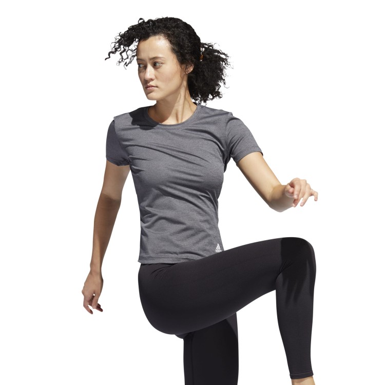 FJ7298_APP_on-model_walking_white.jpg