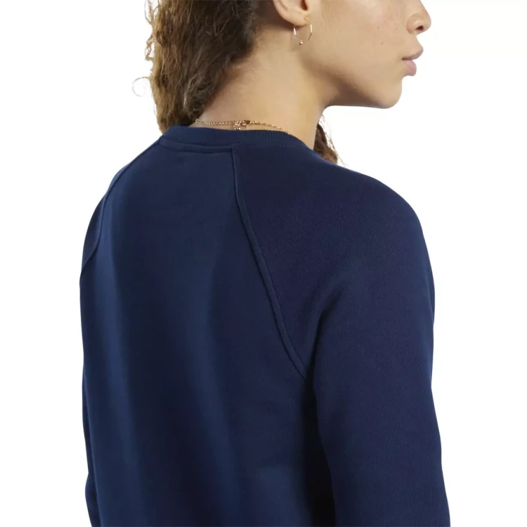 FK2764_8_APPAREL_On Model_Detail View 3_white.webp