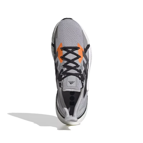FW8414_3_FOOTWEAR_Photography_Top Portrait View_white.webp