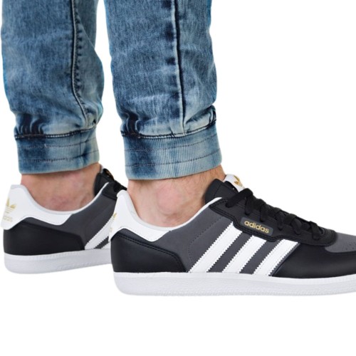 5cf2328f0a9eef93a75f156eb792aa23.jpg